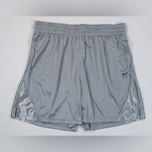 Women's Nike Loose Dri- Fit FLY Basketball Shorts